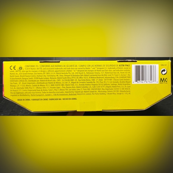 Cave Club Fernessa & Furrah  Wild About Babysitting Brand New Sealed Box - Picture 7 of 11